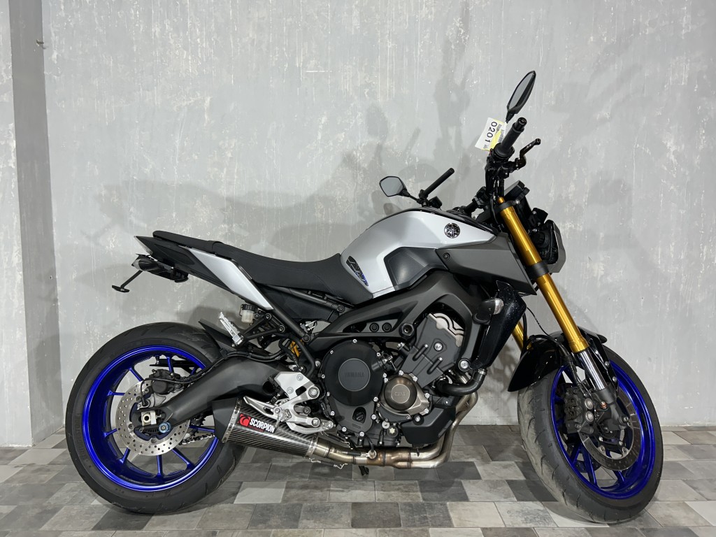 Yamaha MT-09 SP (14728км) - стоимость