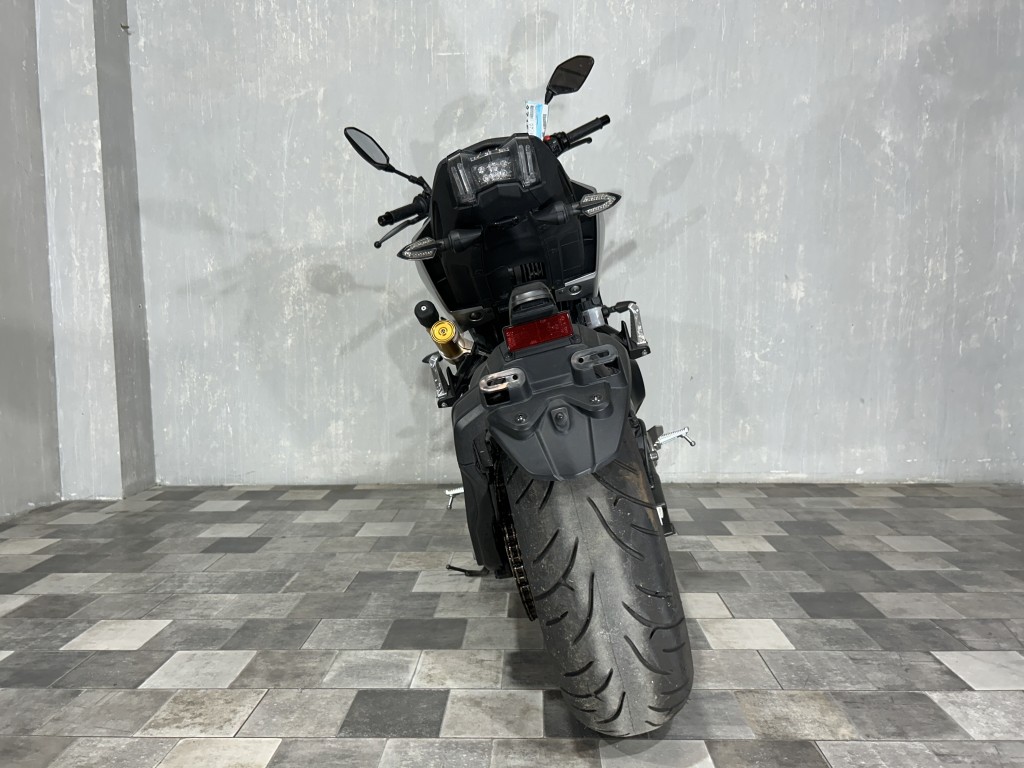 Yamaha MT-09 SP (17450км) - стоимость