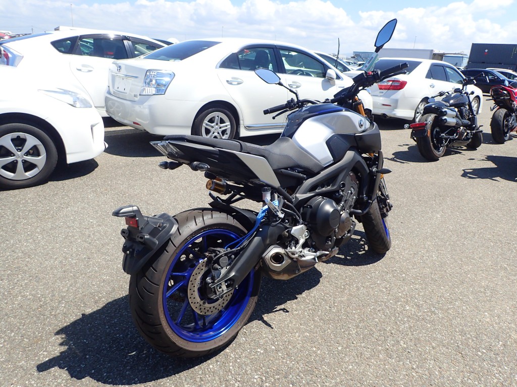 Yamaha MT-09 SP (17450км) - купить с доставкой