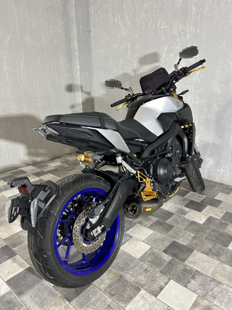 Yamaha MT-09 SP (7199км) - стоимость