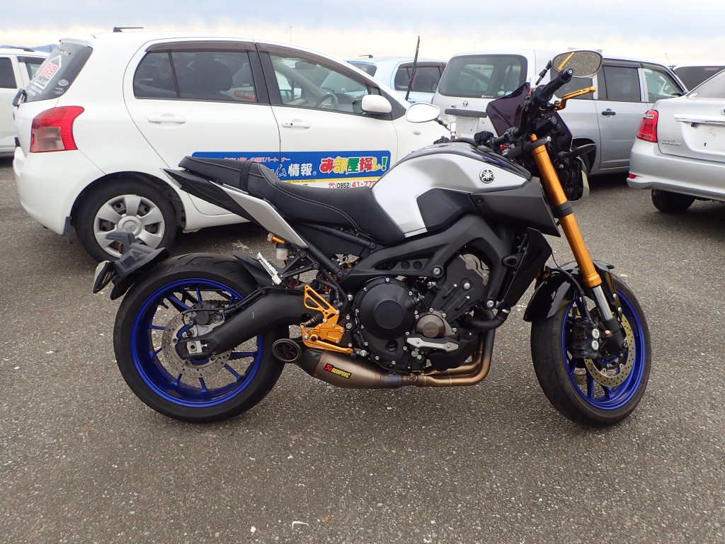 Yamaha MT-09 SP (7199км) - стоимость
