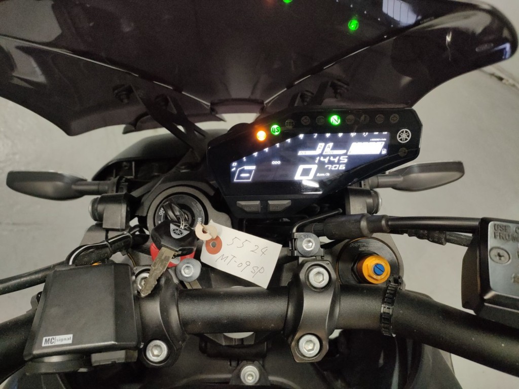 Yamaha MT-09 SP (7199км) - стоимость
