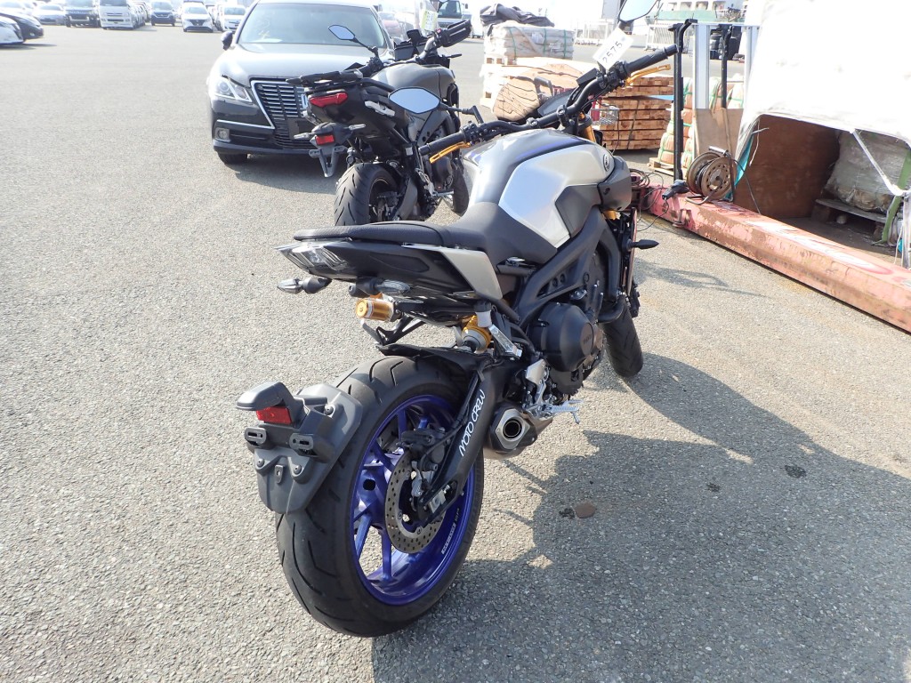 Yamaha MT-09 SP (4073км) - стоимость