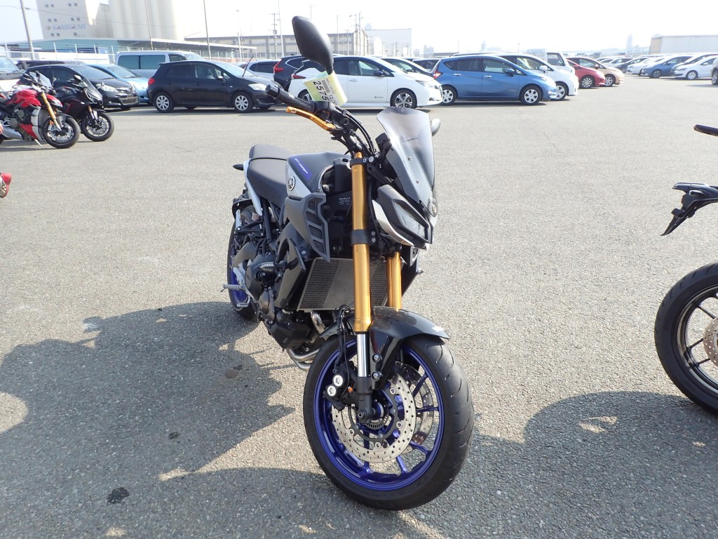 Yamaha MT-09 SP (4073км) - купить в Москве