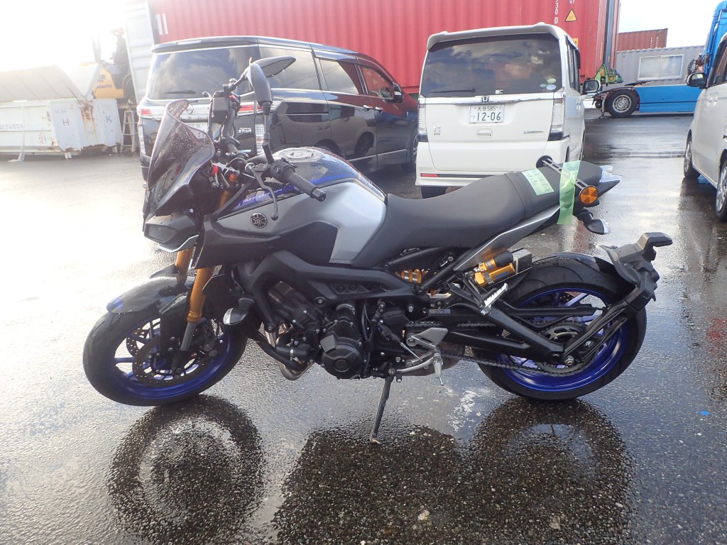 Yamaha MT-09 SP (5364км) - в Москве