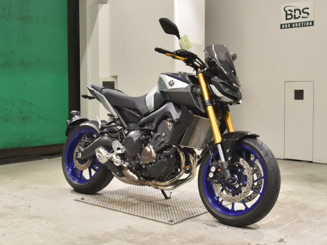 Yamaha MT-09 SP (4073км) - купить с доставкой в Москве