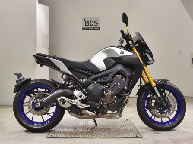 Yamaha MT-09 SP (4073км) - купить с доставкой в Москве