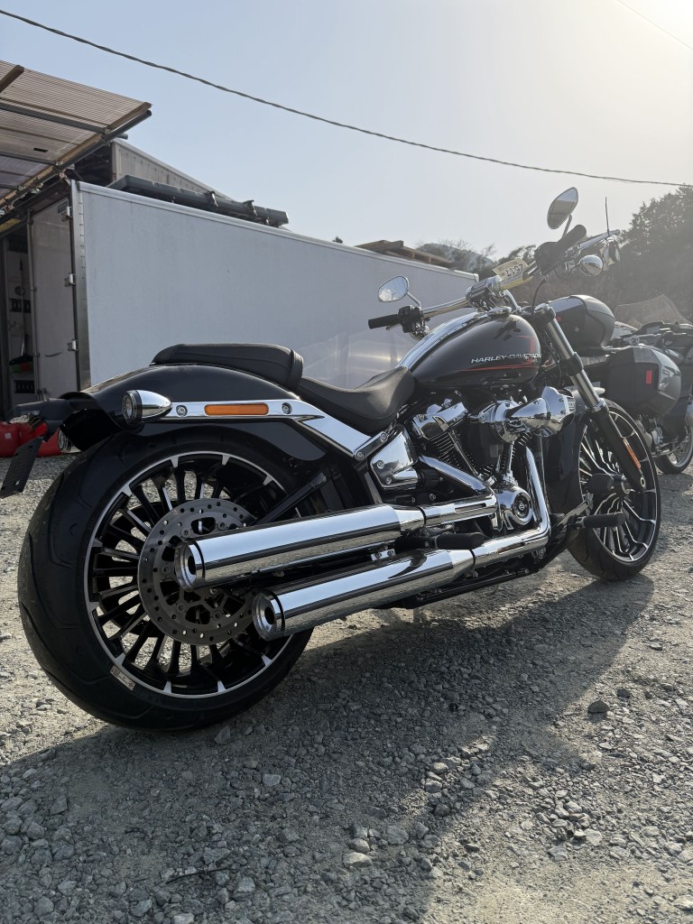 Harley-Davidson Softail Breakout FXBR 1920 (1км) - купить с доставкой