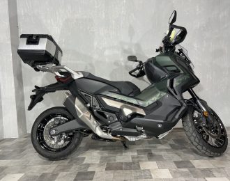 Мотоцикл Honda X-ADV 750 (4025км)