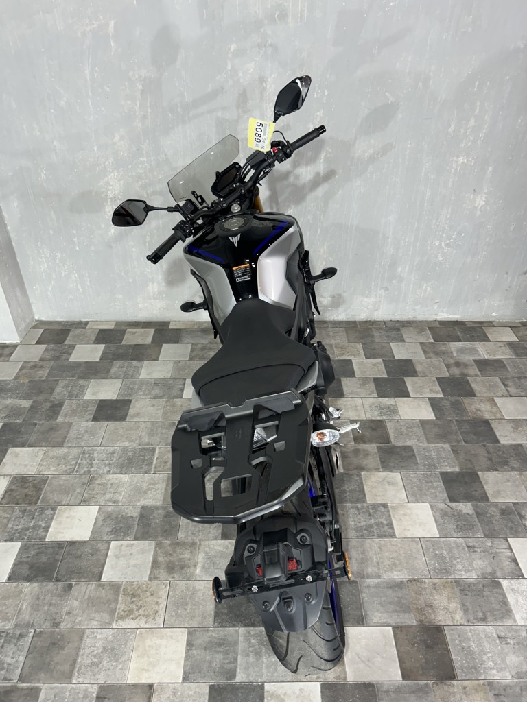 Yamaha MT-09 SP (10245км) - стоимость