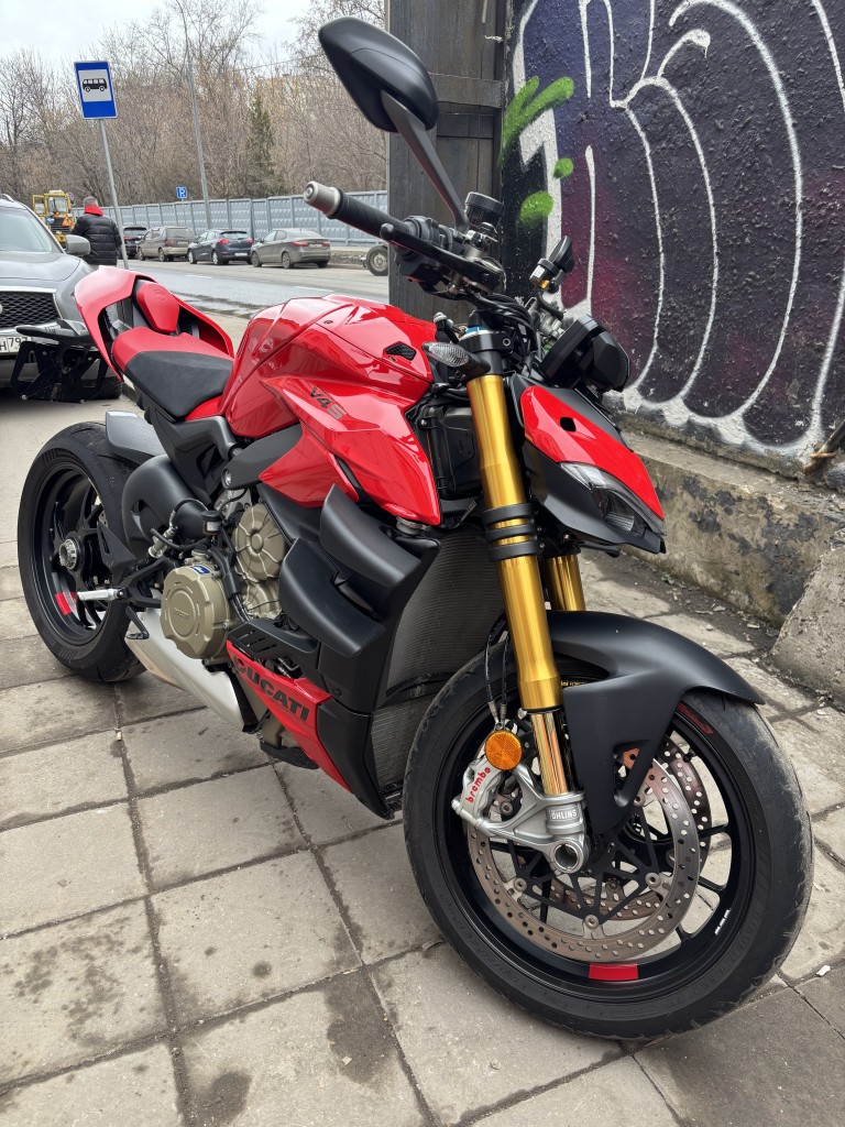 Отзыв: Ducati streetfighter-v4-s