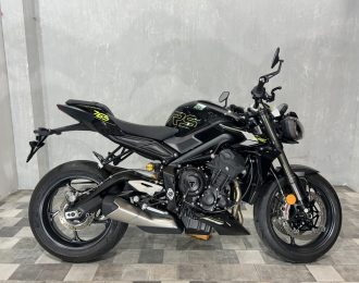 Triumph Street Triple купить в Москве с доставкой, технические Triumph Street Triple купить в Москве с доставкой, технические