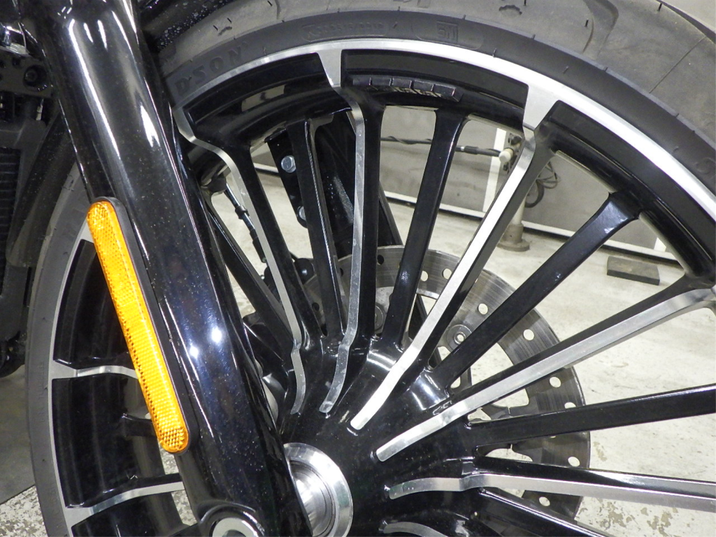 Harley-Davidson Softail Breakout FXBR 1920 (703км) - в Москве