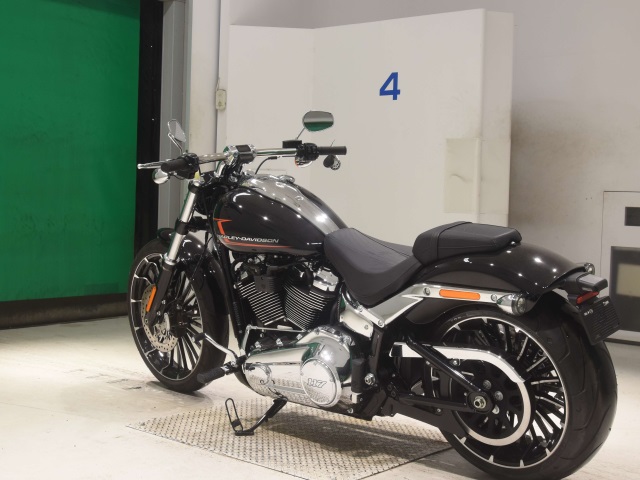 Harley-Davidson Softail Breakout FXBR 1920 (703км) - стоимость