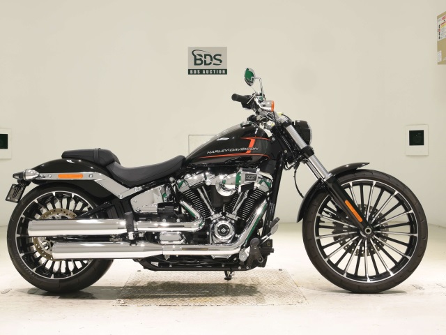 Harley-Davidson Softail Breakout FXBR 1920 (703км) - в Москве