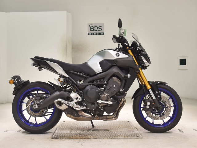 Yamaha MT-09 SP (11068км) - купить в Москве